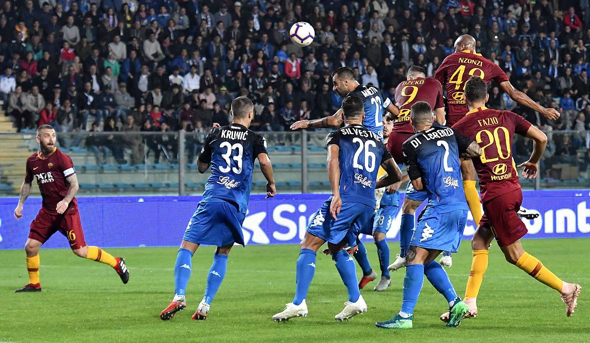 圣埃蒂安球迷翻车狂欢，全城沸腾庆祝