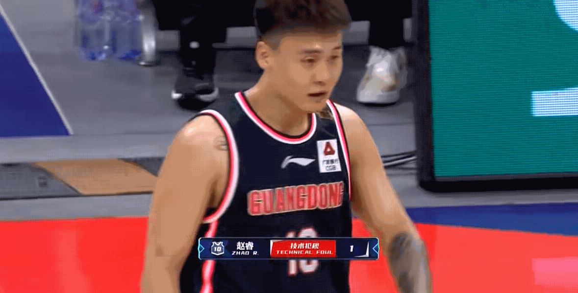 包含Ning爆冷击败老鹰，战术调整引爆全场！的词条