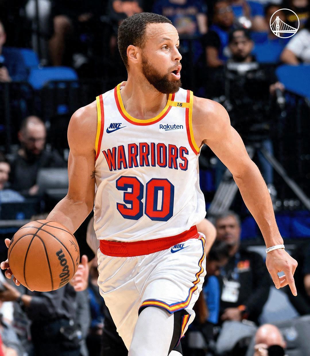 关于库里关键节点关键助攻，C9带队取胜！的信息